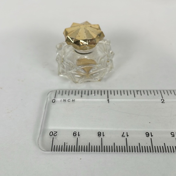 Avon Charisma EMPTY Perfume Bottle 1/8 oz Crystal Look Gold Lid - Picture 4 of 4